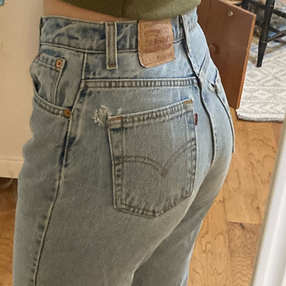 levi’s 551 jeans. light wash